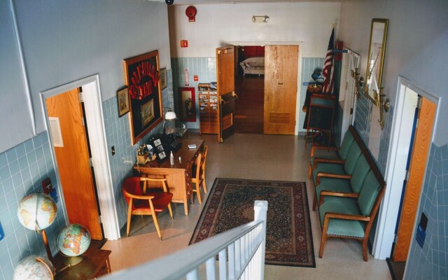 Sherman Inn