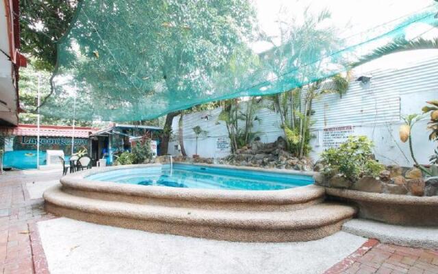 RedDoorz Plus @ Lagoon Beach Resort Zambales