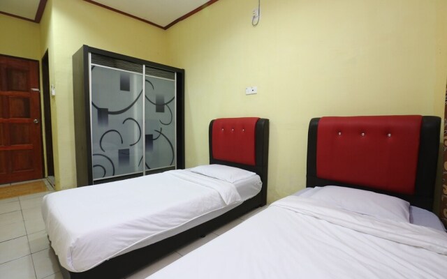 Raz Hotel by OYO Rooms