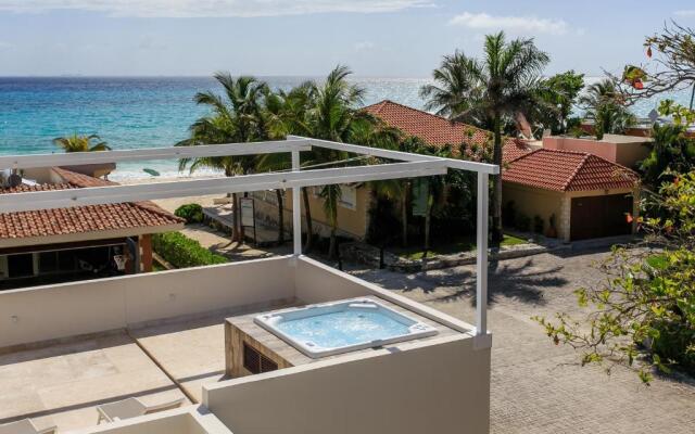 Steps to Best Beach VILLA UNICA 6Bedroom