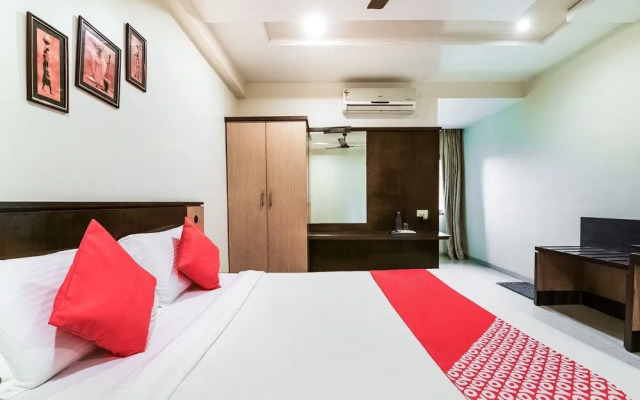 AR Grand Hotel