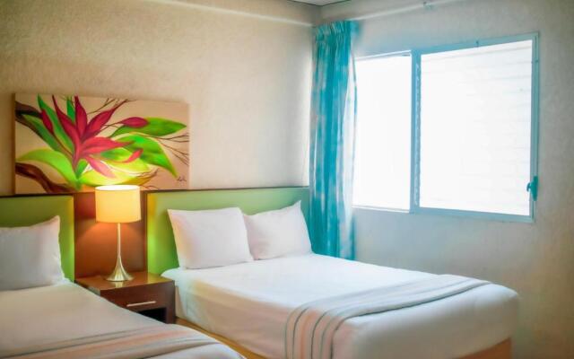 Capital O Suites Del Sol