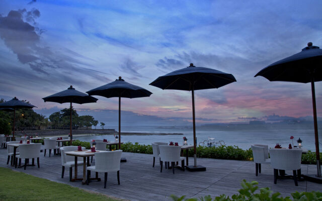Candi Beach Resort And Spa