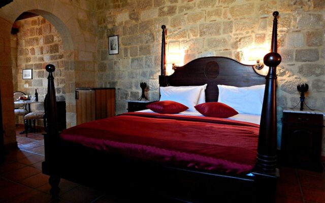 S. Nikolis Historic Boutique Hotel