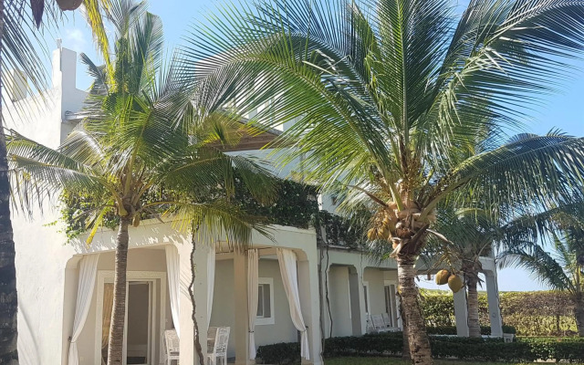 Life Resort St.Thomas Royal Palm