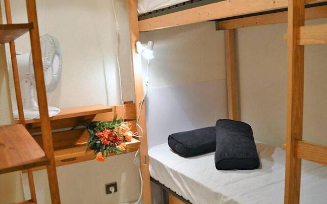 Appartement Le Lavandou, 1 pièce, 4 personnes - FR-1-251-50