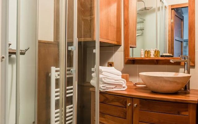 Central Escape by the Seine