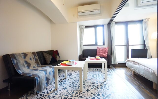 Terry's Apartment Shinsaibashi East I G12B