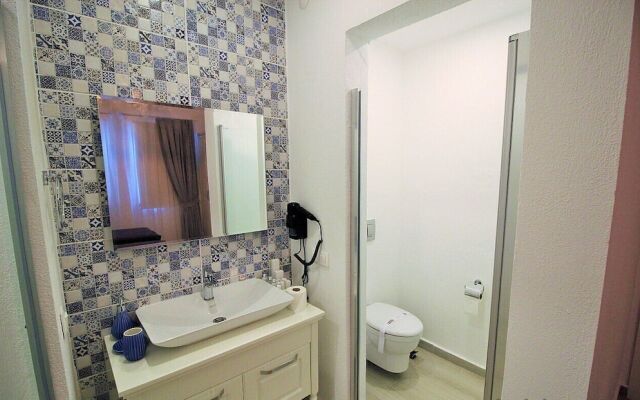 Villa Daisy 2 by Villamnet