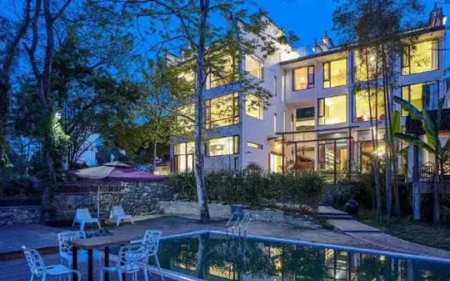 Yichuan Yisu River View Senxi Hostel