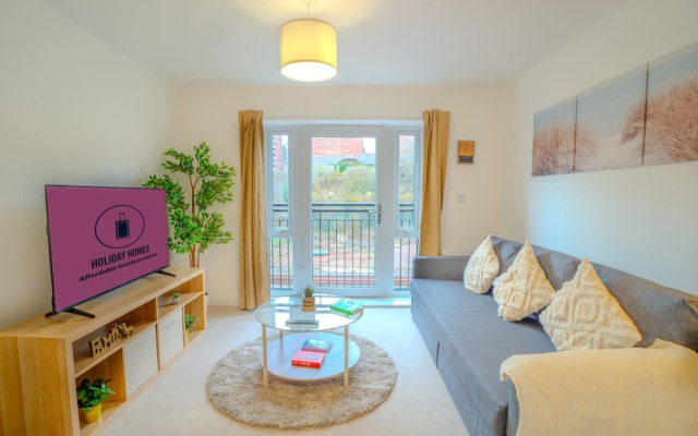 2 Bed Stylish Stay - By Holiday Homes