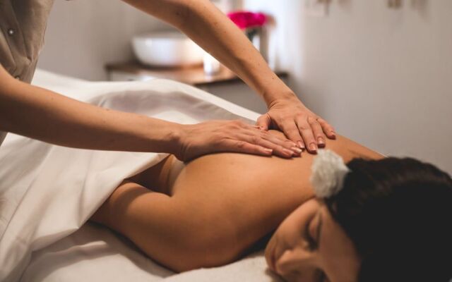 Lear Sense - Experience Luxury Hotel