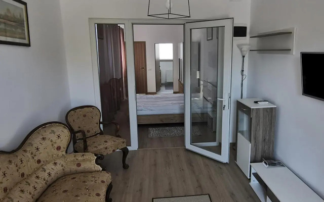 Neferprod Apartments - IS - CAM 08