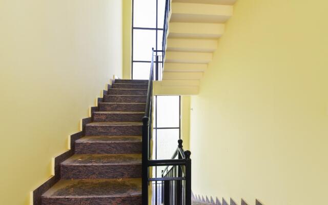 OYO Flagship 65912 Hotel Food Mania