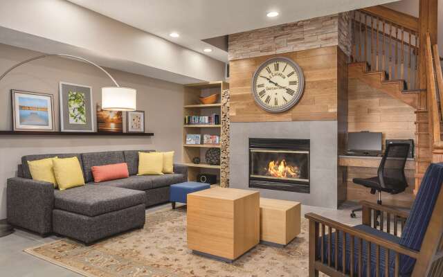 Country Inn & Suites by Radisson, Big Flats (Elmira), NY