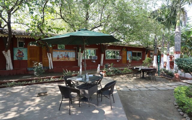 OYO 29068 The Green Petal Resort