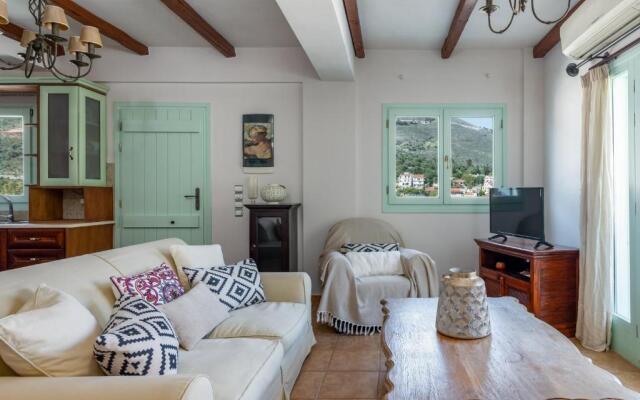 Spyros House, 3 bedrooms-sea view-in Agia Efimia