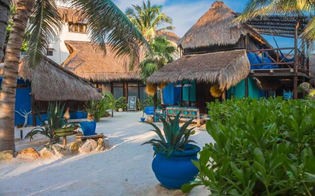 Hemingway Romantic Resort