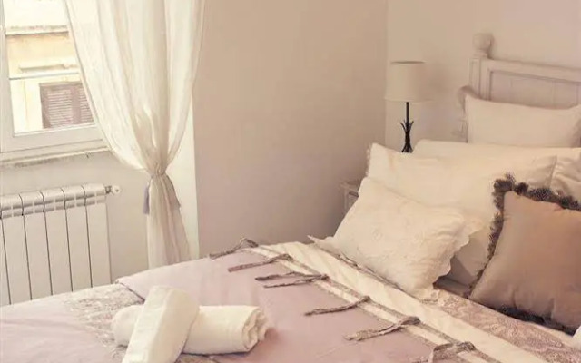 White House Bed & Breakfast