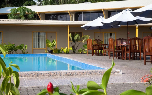 Huon Gulf Hotel & Apartments