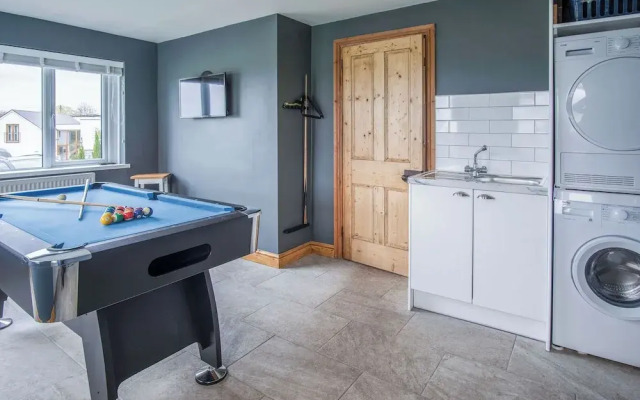 Hill House - 4 Bedroom - Llanrhidian