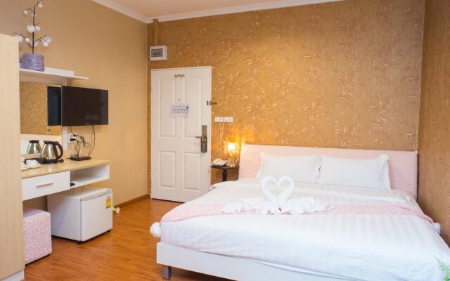 Westgate Residence Hotel