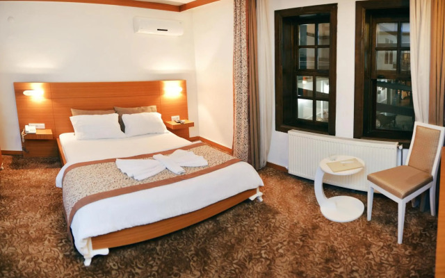 Uluhan Otel