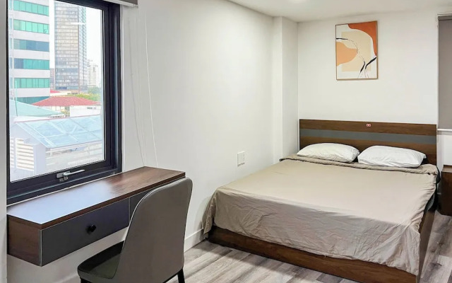 Zeus Living - 7C Downtown By Feet