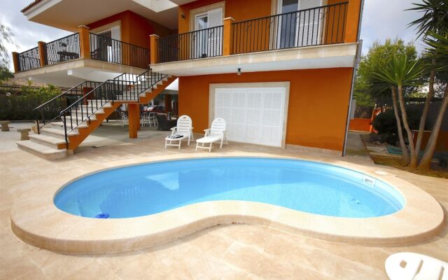Casa Familiar con Piscina y BBQ
