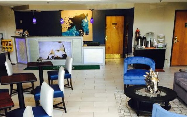 GuestHouse Inn & Suites Lexington