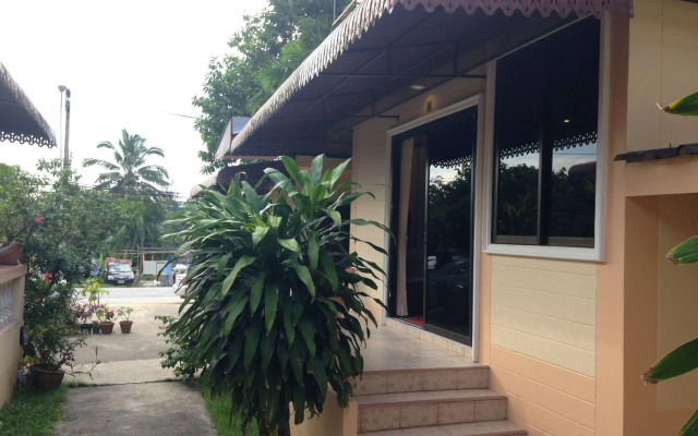OYO 325 Naiyang Cottage (Vaccinated Staff)