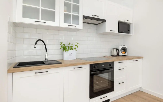 Bright Studio in Darlowo by Renters