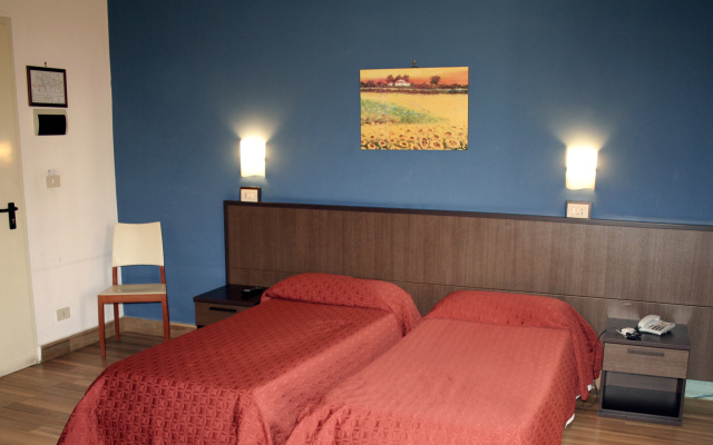 Hotel Tonic