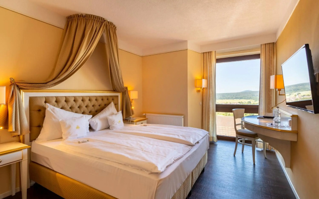 Hotel Burg Staufenberg