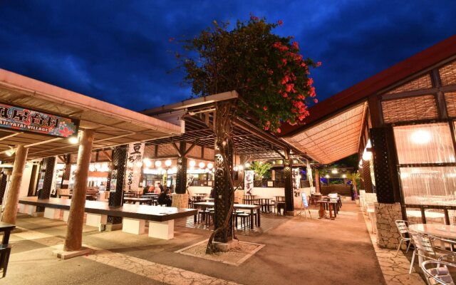 Hot Cross Point SANTA MONICA