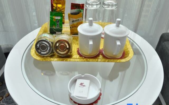 Yijing Holiday Hotel