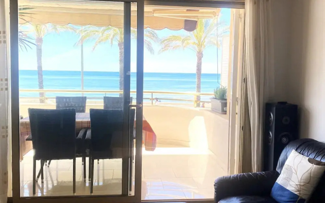 R151 - Apart Beachfront