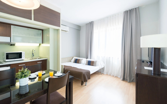 Senator Barcelona Apartments