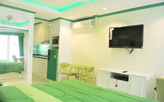 Jomtien Beach Condominium A2 Studio Apartment Pattaya