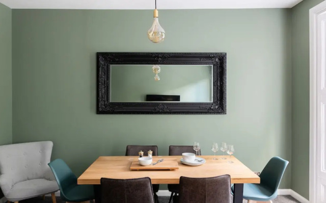 The Kentish Town Escape - Modern 3bdr With Rooftop Terrace
