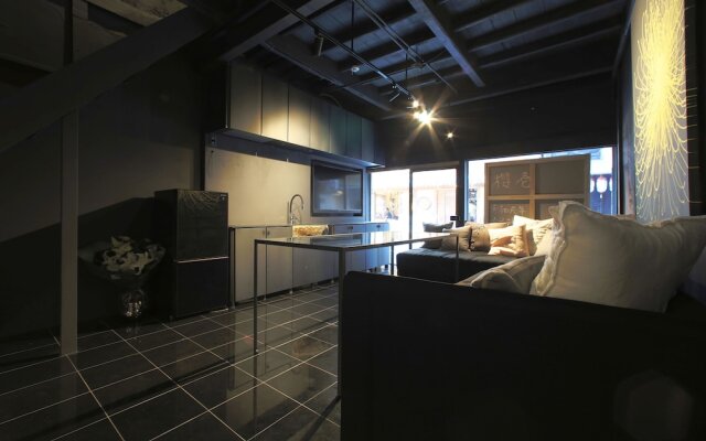 MAISON DE 9 Osaka Shinsaibashi East