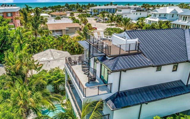 Endless Summer in Sarasota