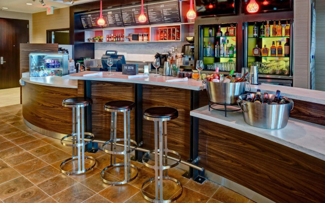 Courtyard Westbury Long Island