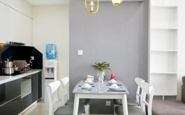 Luxury Apartment Dcapital Tran Duy Hung