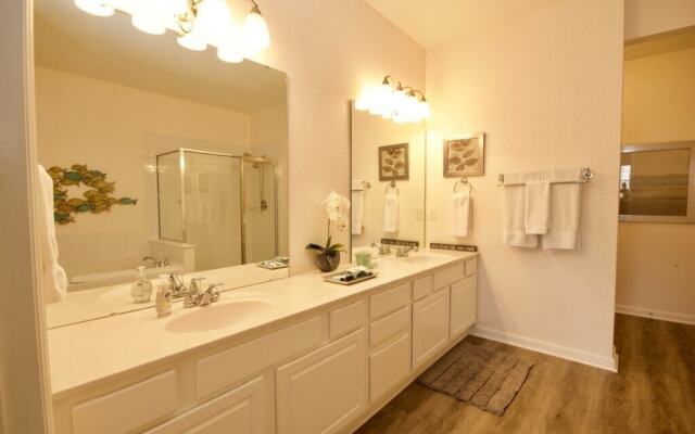 Vista Cay Diamond 3 Bedroom Condo