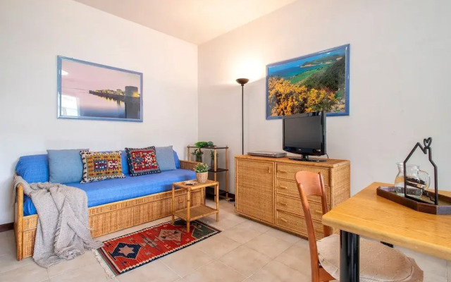 Sardinia RE - Lilium Central Flat