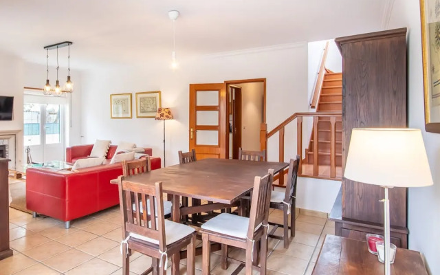 Casa dos Minaus by Acasadascasas