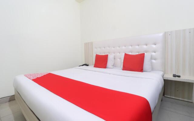 OYO 70459 Mukund Vihar Inn