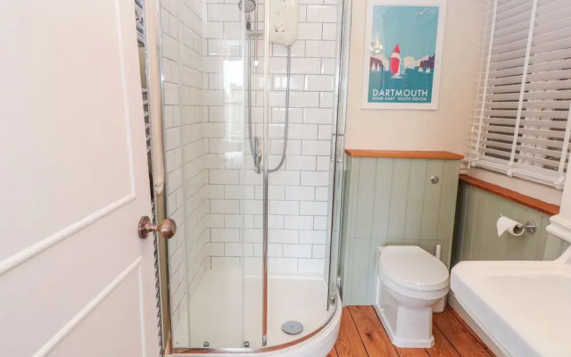 34b Clarence Street