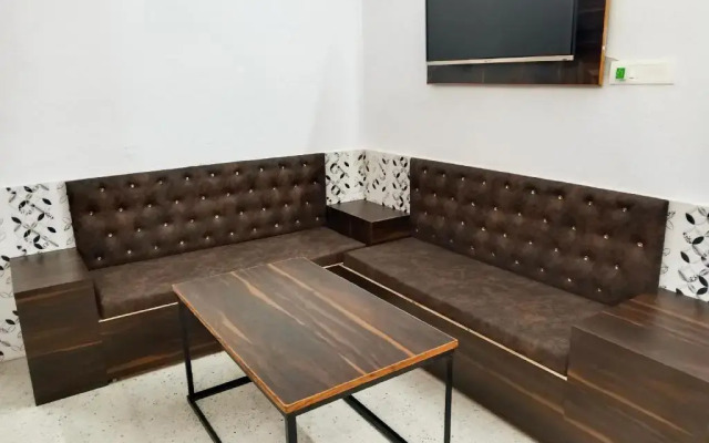 Chinta Haran Rest House